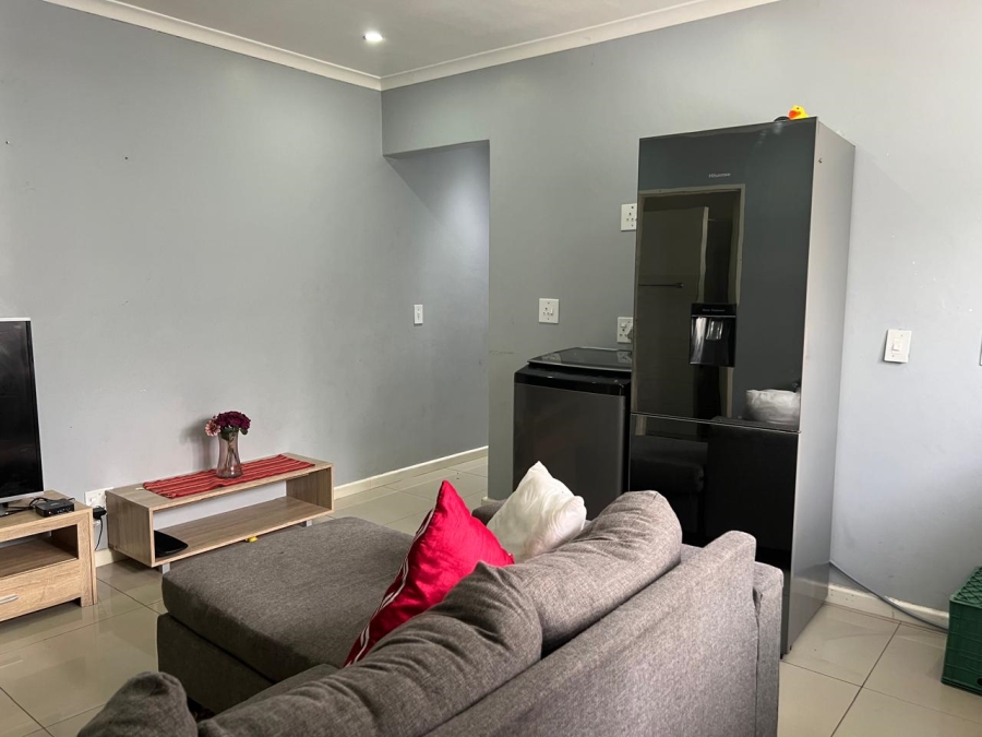 7 Bedroom Property for Sale in Malibu Village Western Cape